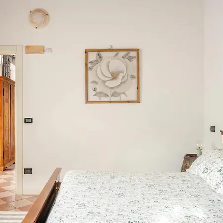 Holiday home Dimora Perla Di - Historical Wine Retreat Near Bernina Express Villa di Tirano