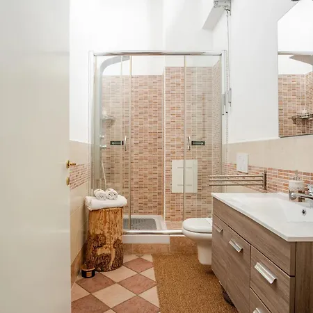 Holiday home Dimora Perla Di - Historical Wine Retreat Near Bernina Express Villa di Tirano