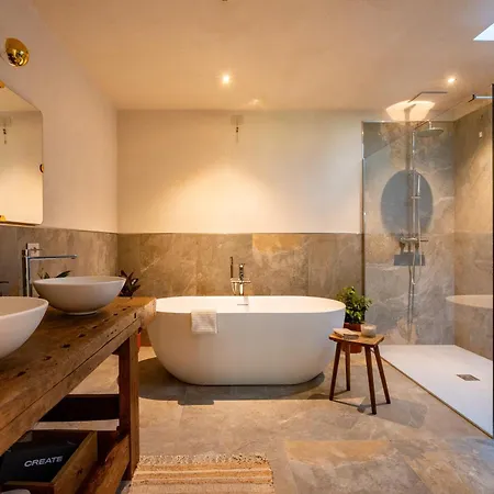 Feriehus Dimora Perla Di - Spacious Wine Estate Retreat Near Bernina Express Villa di Tirano