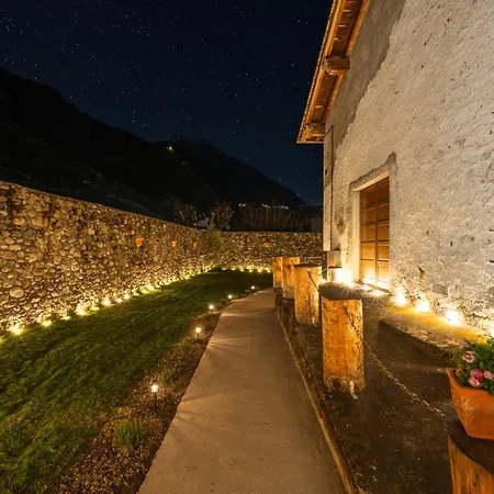 Dimora Perla Di - Spacious Wine Estate Retreat Near Bernina Express *