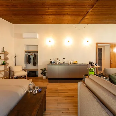 Dimora Perla Di - Spacious Wine Estate Retreat Near Bernina Express Villa di Tirano