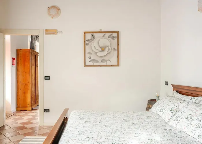Casa vacanze Dimora Perla Di - Historical Wine Retreat Near Bernina Express Villa di Tirano